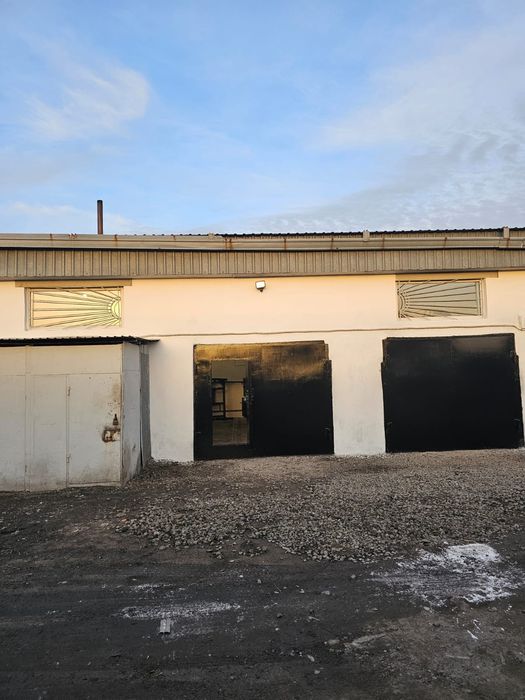 Сдам в аренду бокс под  СТО