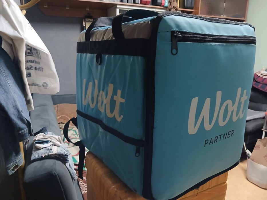 Продам сумку Wolt