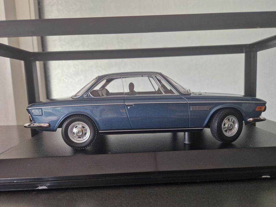 Macheta BMW 2800 CS Minichamps scara 1/18