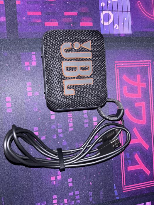 Продам jbl go 4 дещево