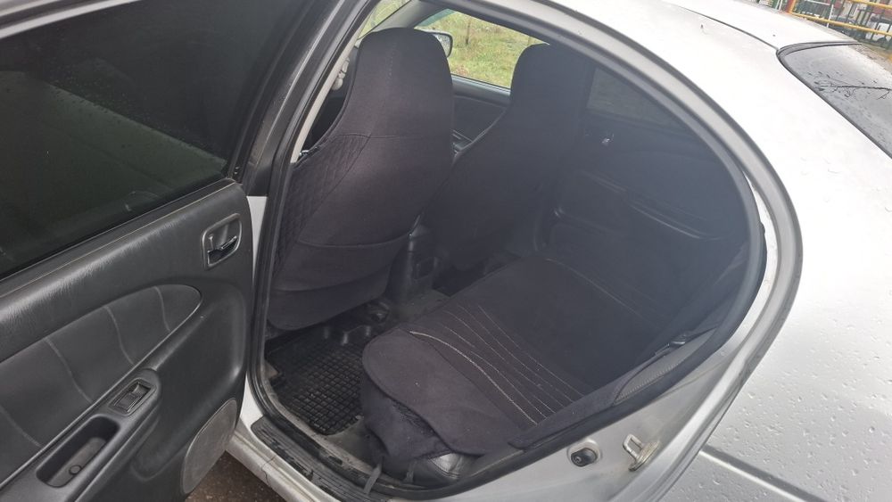 Тайота авенсис 2001г. Продам