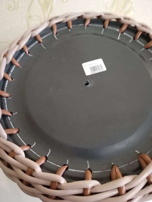 Кашпо из ротанга