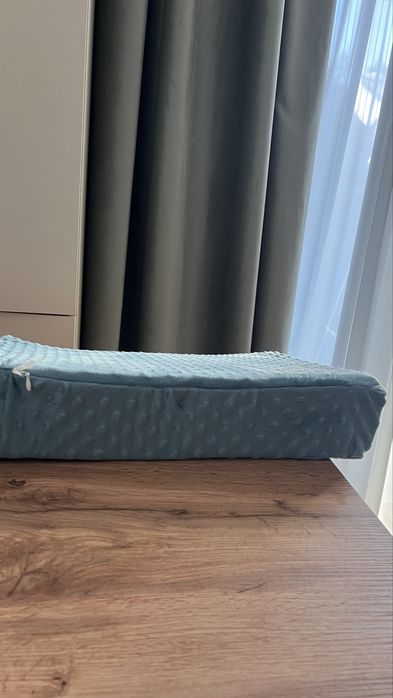Perna inclinată antireflux