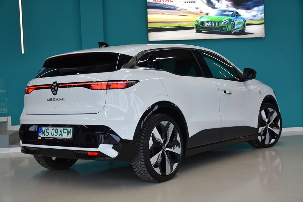 RENAULT Megane 2023 — imagine 4