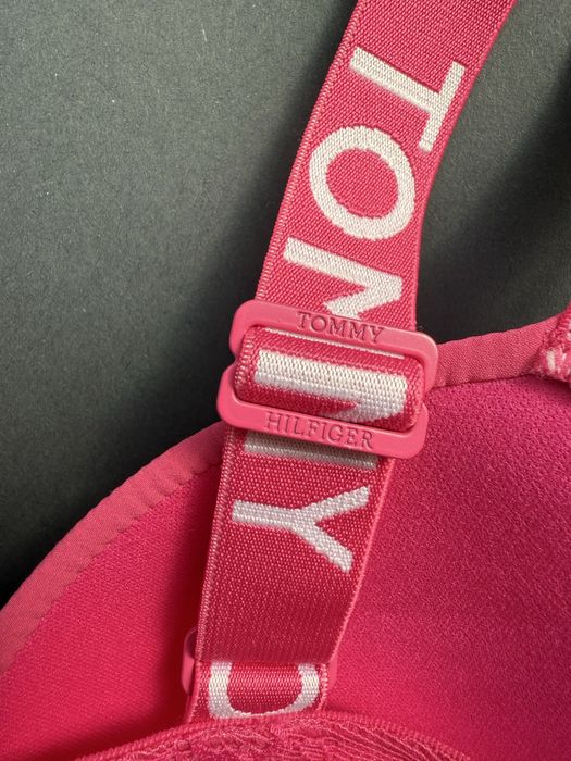 Розов сутиен Tommy Hilfiger /S/
