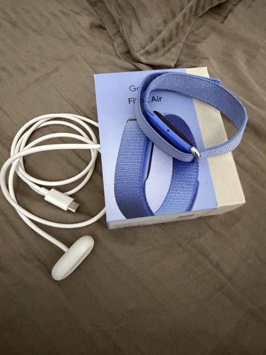 Google Fit Bit Air
