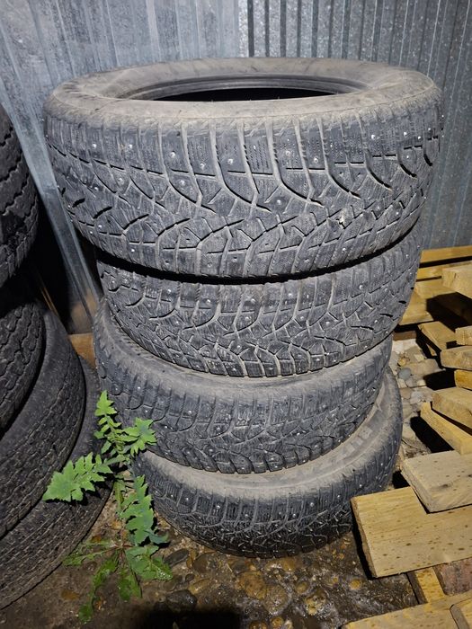 Зимние шины Bridgestone 265\60\18