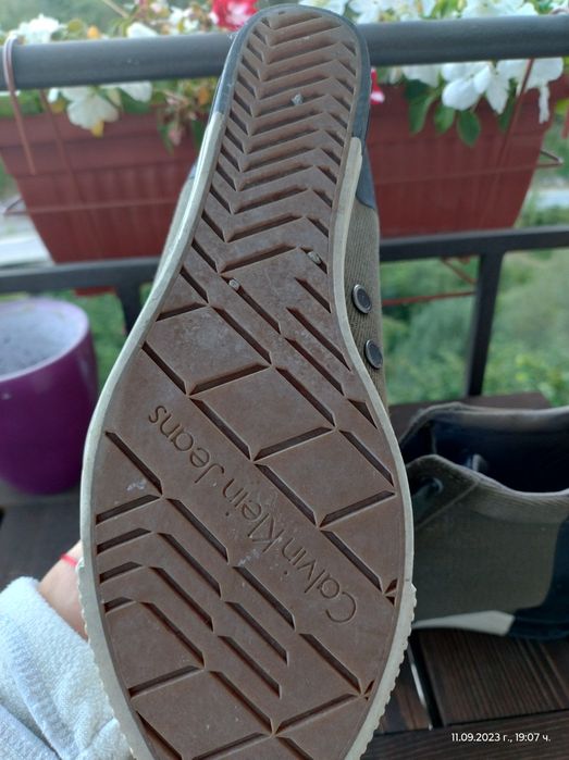 Дамски спортни обувки Calvin Klein