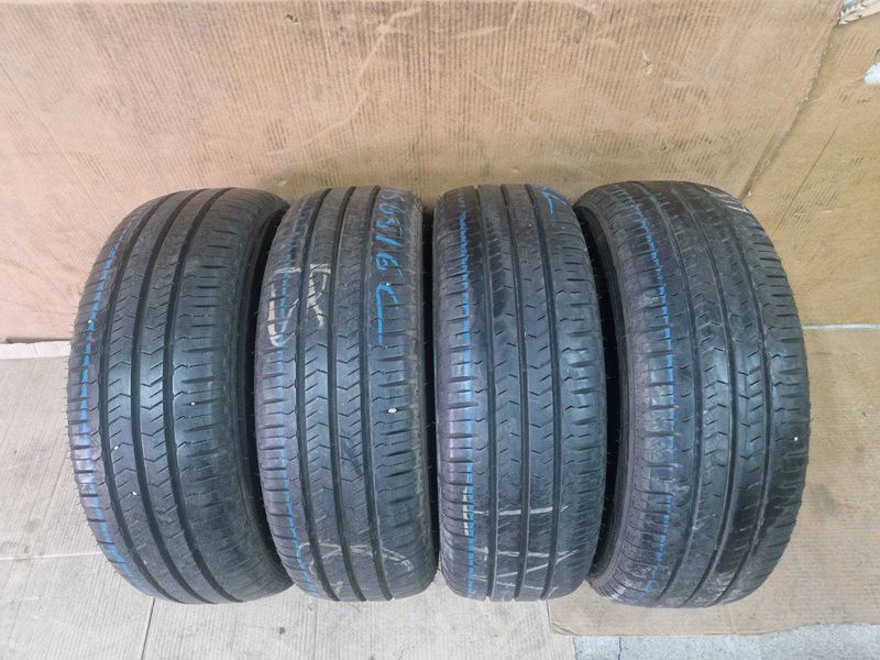4 Nexen R16 C 215/65/ 
летни бусови гуми DOT1318