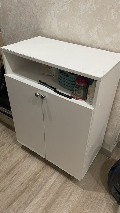 Шкаф для ванной комнаты