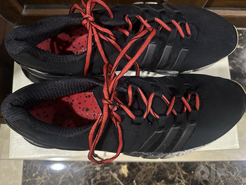 Adidas оригинал кроссовка