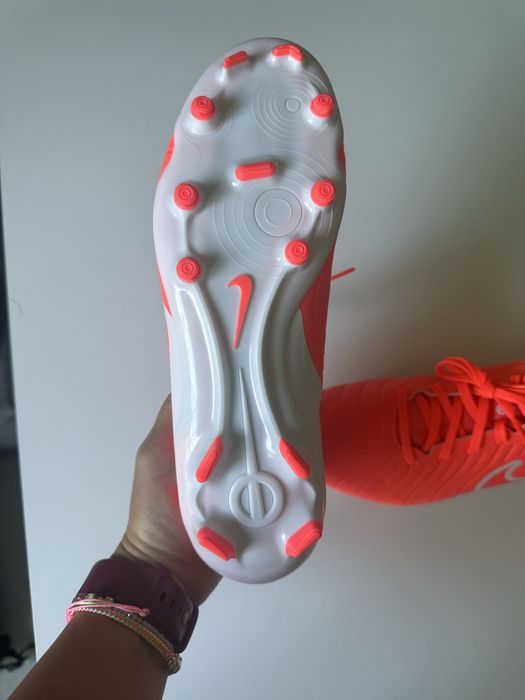 Бутонки  Nike Tirnovo Legend нови