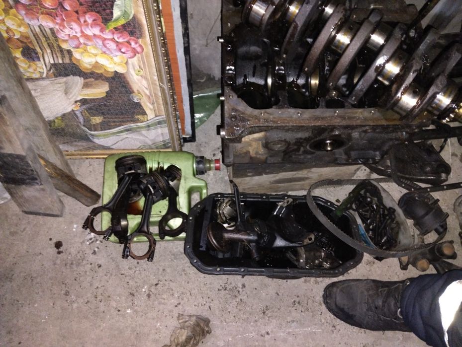 Двигатель гольф 3 1.6 абу целиком