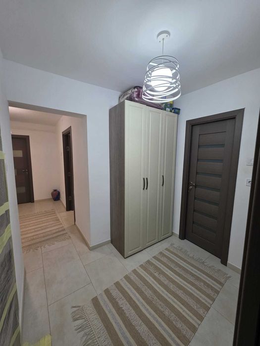 Vand mobila de bucatarie, hol, dormitor copil si living