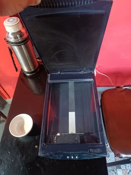 Продаётся сканер цветной BENQ 5000.
Цена - 250 000 сум.