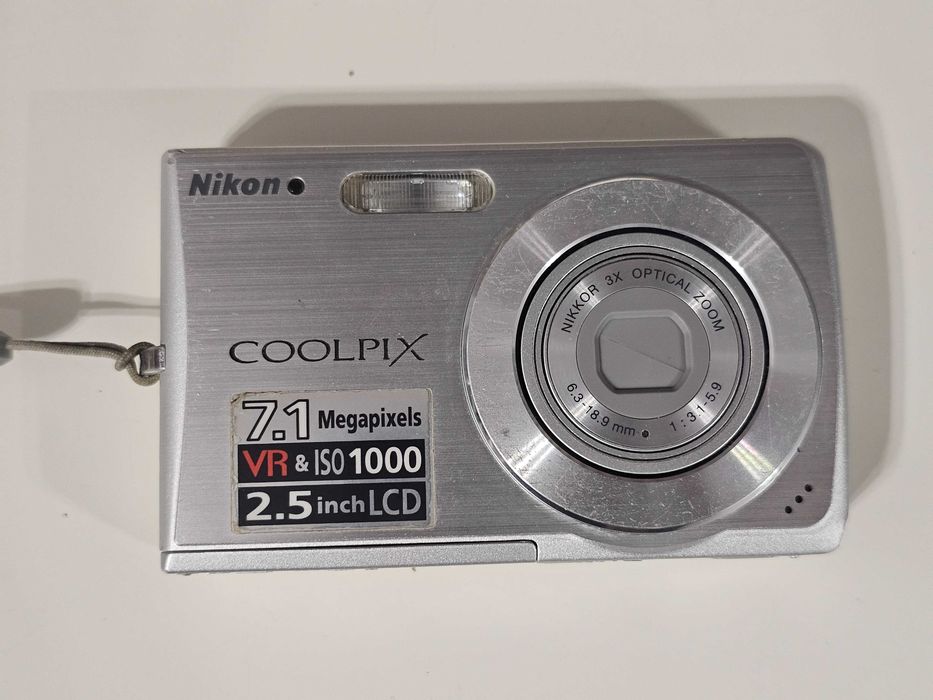 Y2K Aparat foto digital compact Nikon S200 7.1MP 3xZoom