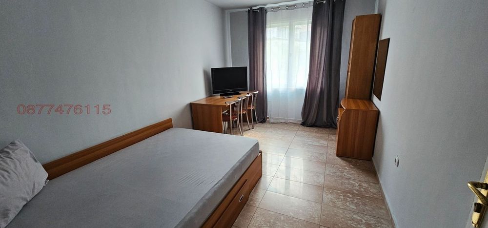 Дава се под наем Тристаен апартамент в Пловдив, Кършияка - 90 кв.м за 471.75 € - Снимка #14