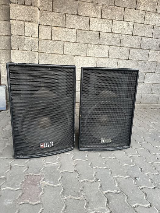 Продам колонки 15 ки в хорошем состояний