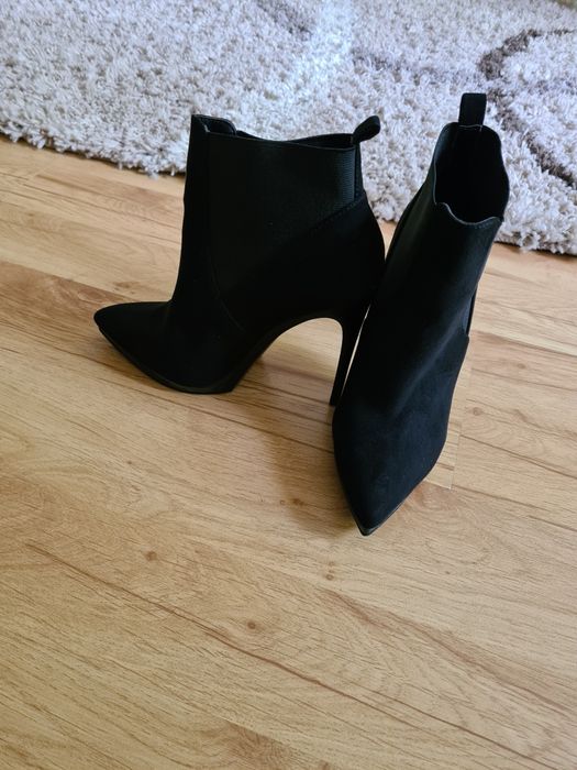 Botine toc inalt