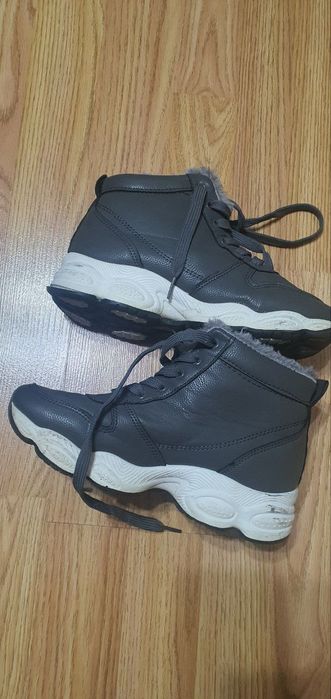 Ботинки зимние утеплённые 36