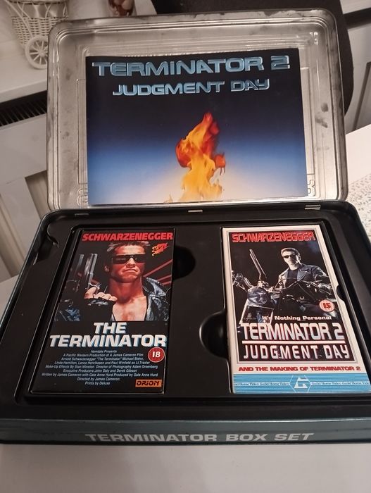 Pachet casete VHS TERMINATOR originale în cutie specială