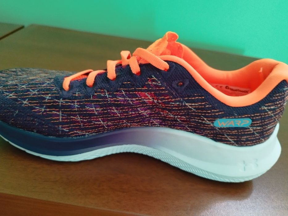 Кроссовки under armour