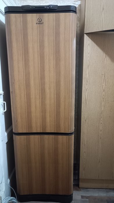 Холодильник + морозильная камера, б/у,
