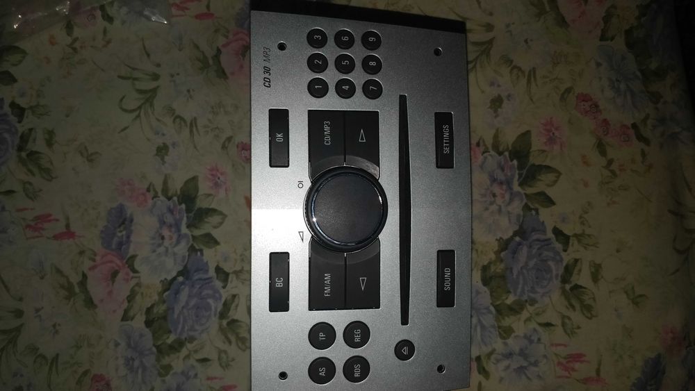 mp3 navi 30   Opel Astra H
