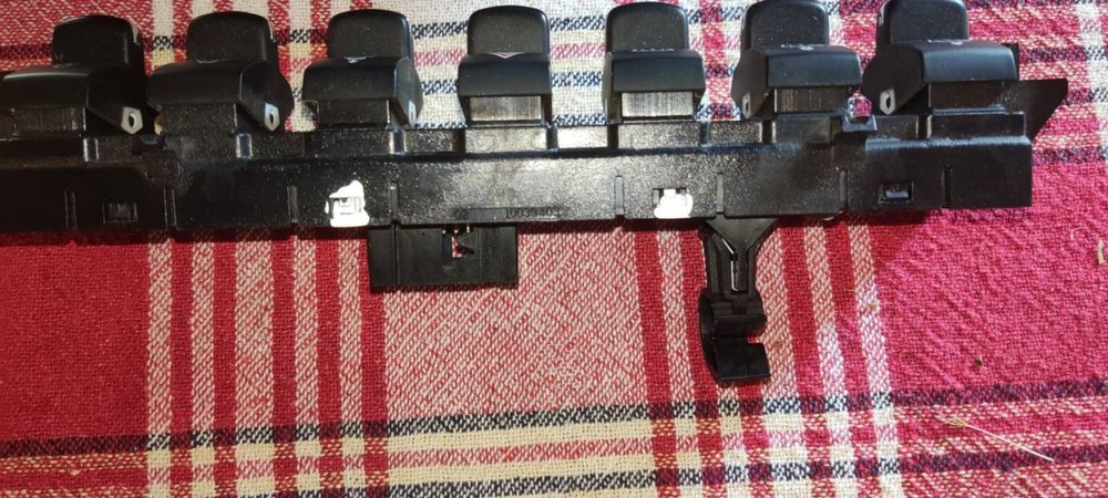 Панел копчета за Peugeot 3008 (2009-2013)