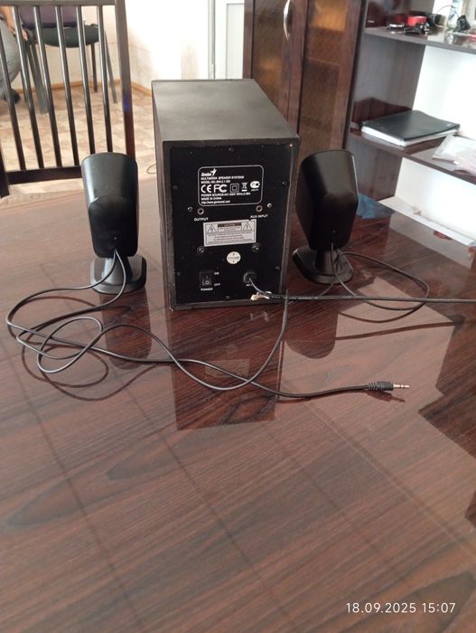 Калонка Genius. model NO.SW 2.1 355.