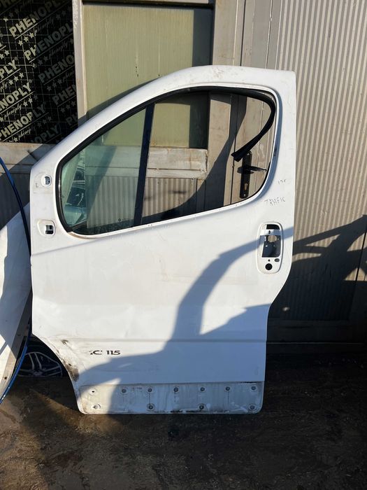 Врата Opel Vivaro,Renault Trafic 2008г.