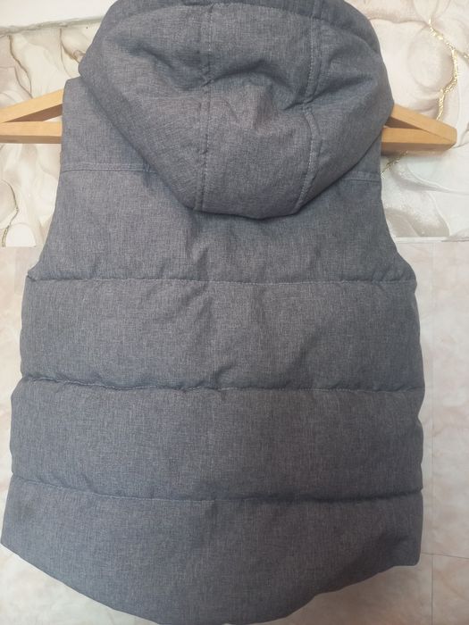 Желетка примерно на 3-4 года