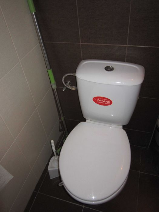 Дава се под наем Двустаен апартамент в Бургас, Меден рудник - зона А - 50 кв.м за 225 € - Снимка #17