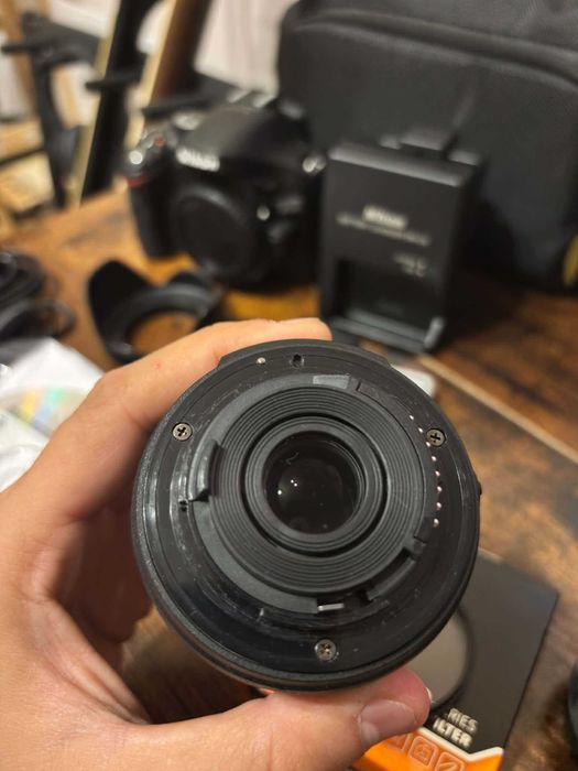 Nikon D5200 + Обектив + Аксесоари