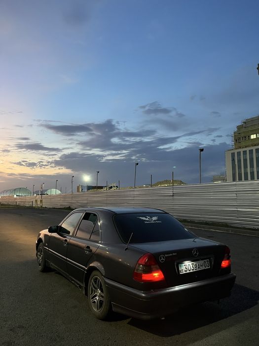 Продам мерседес w202