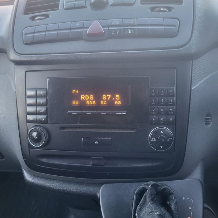 Faruri capota trager uși radiatoare Mercedes vito w639 2005