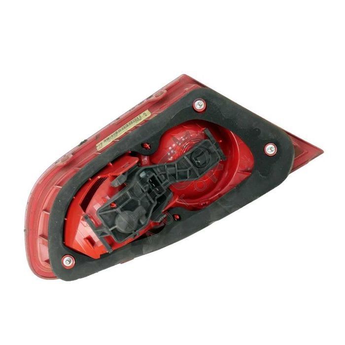 Stop interior dreapta pentru SEAT Leon II, OEM 1P0945094G 143946