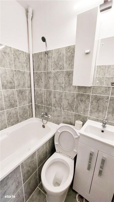 Soarelui - 1 Camera - Bloc Dotat Cu Acoperis - Zona Frumoasa