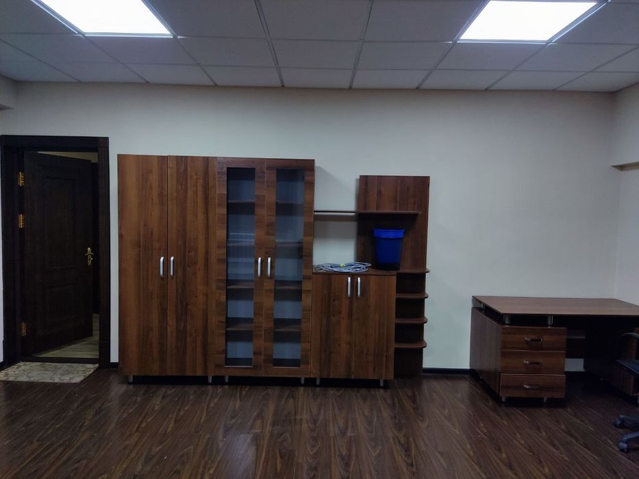 Офис под Адвакатуру, Консалтинг и др