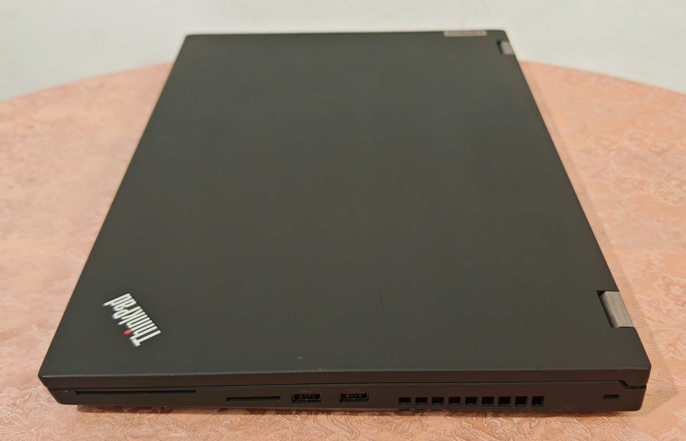 ThinkPad P17/Core i7-10750H/16GB RAM/512 SSD/Quadro T2000 4GB/17.3 IPS
