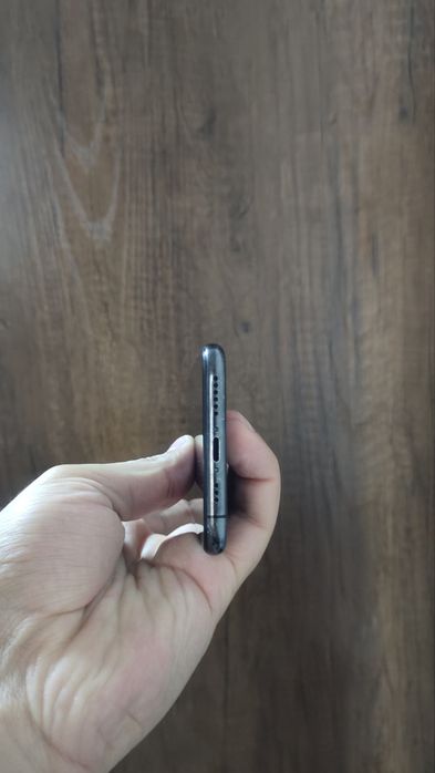 Iphone xs 64 ГБ zor holatda