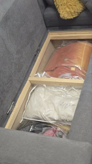 Ъглов разтегателен диван