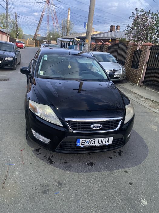 Vand Ford Mondeo an 2008 2.0 benzină
