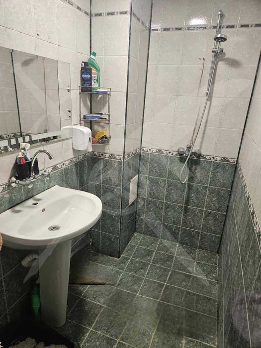 Тристаен апартамент в Цветен квартал- 90929