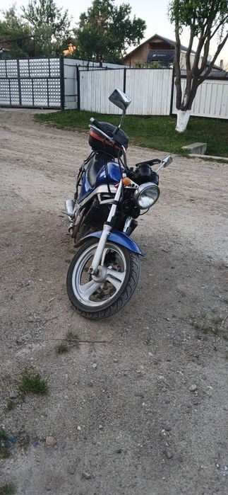 Honda NTV650 revere