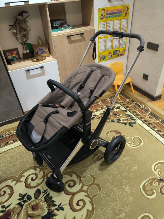 Классная коляска 2 в 1