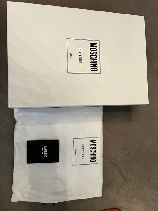 Vand pantofi cu interior blanita Moschino Couture