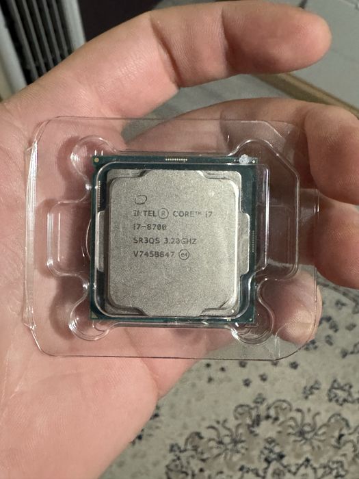 Процессор core i7-8700