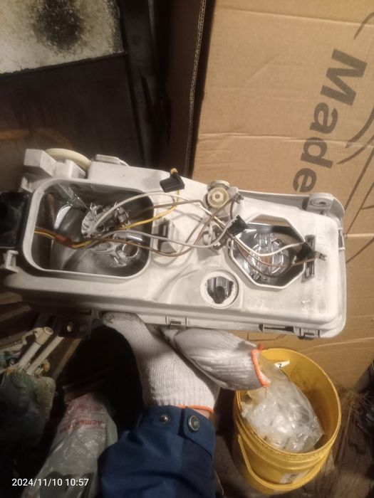 Фары  для пассат б4