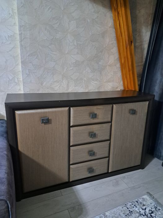 Шкаф тумба для спальни, зала